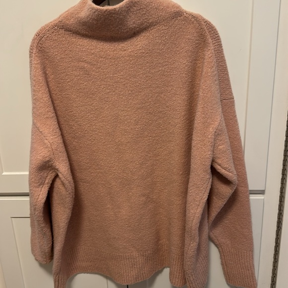 Sweater - Picture 3 of 3